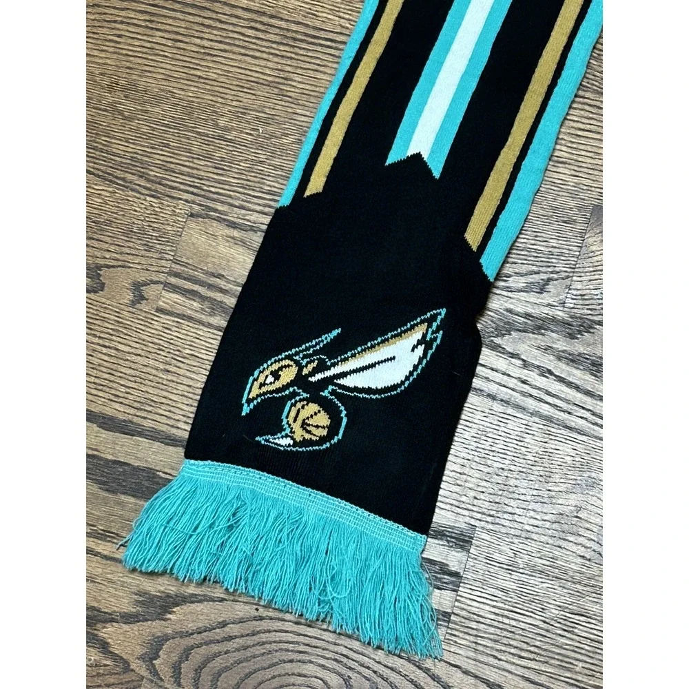 NBA Charlotte Hornets Basketball Scarf -Buzz City- Hive Mentality